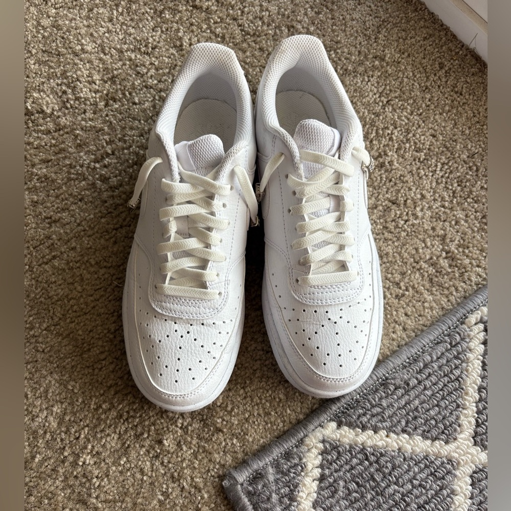 Women’s Nike-Court Vision Low Next Nature Sneaker Size 8.5